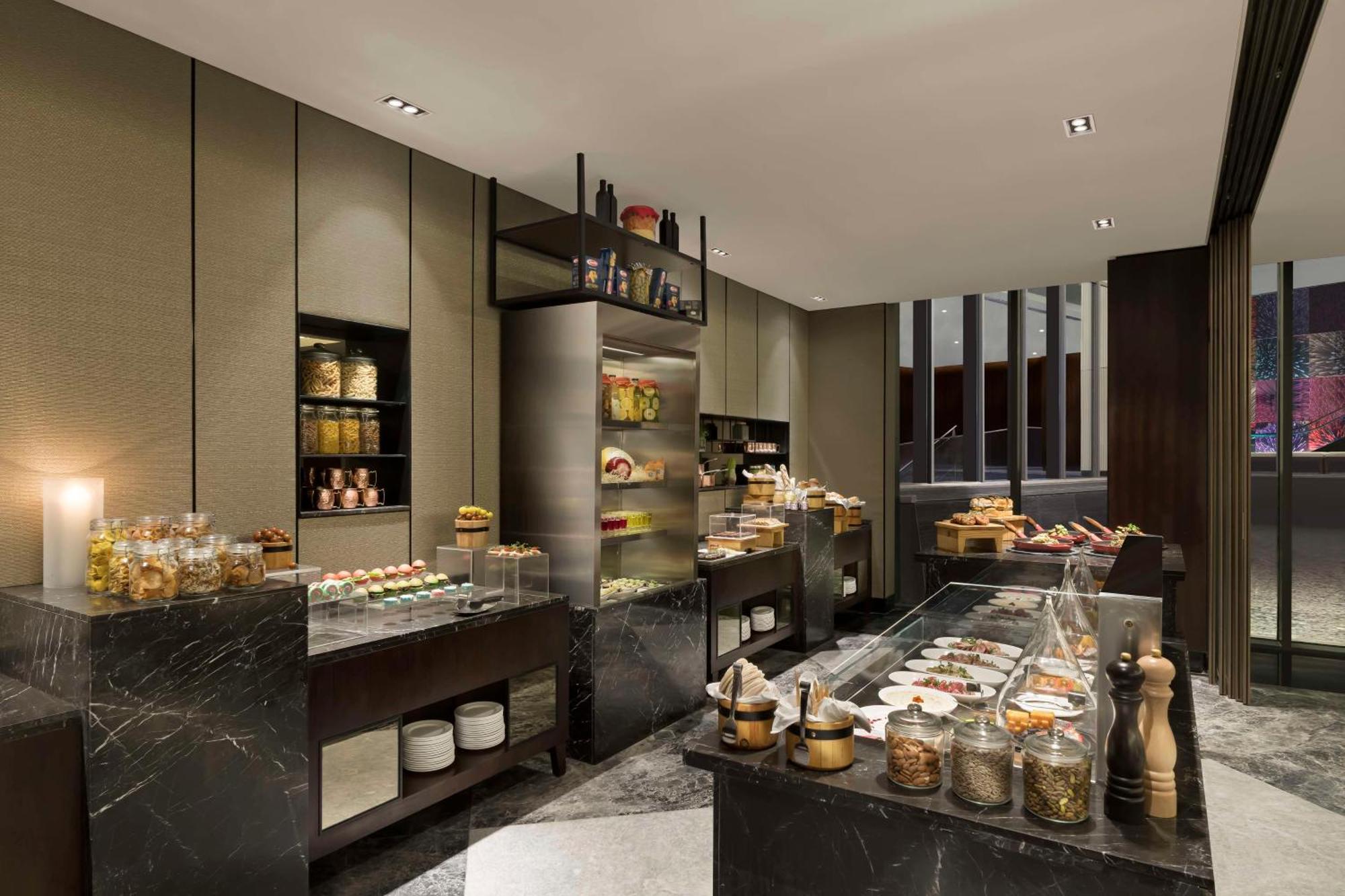 Hilton Bengaluru Embassy Manyata Business Park Ξενοδοχείο Εξωτερικό φωτογραφία