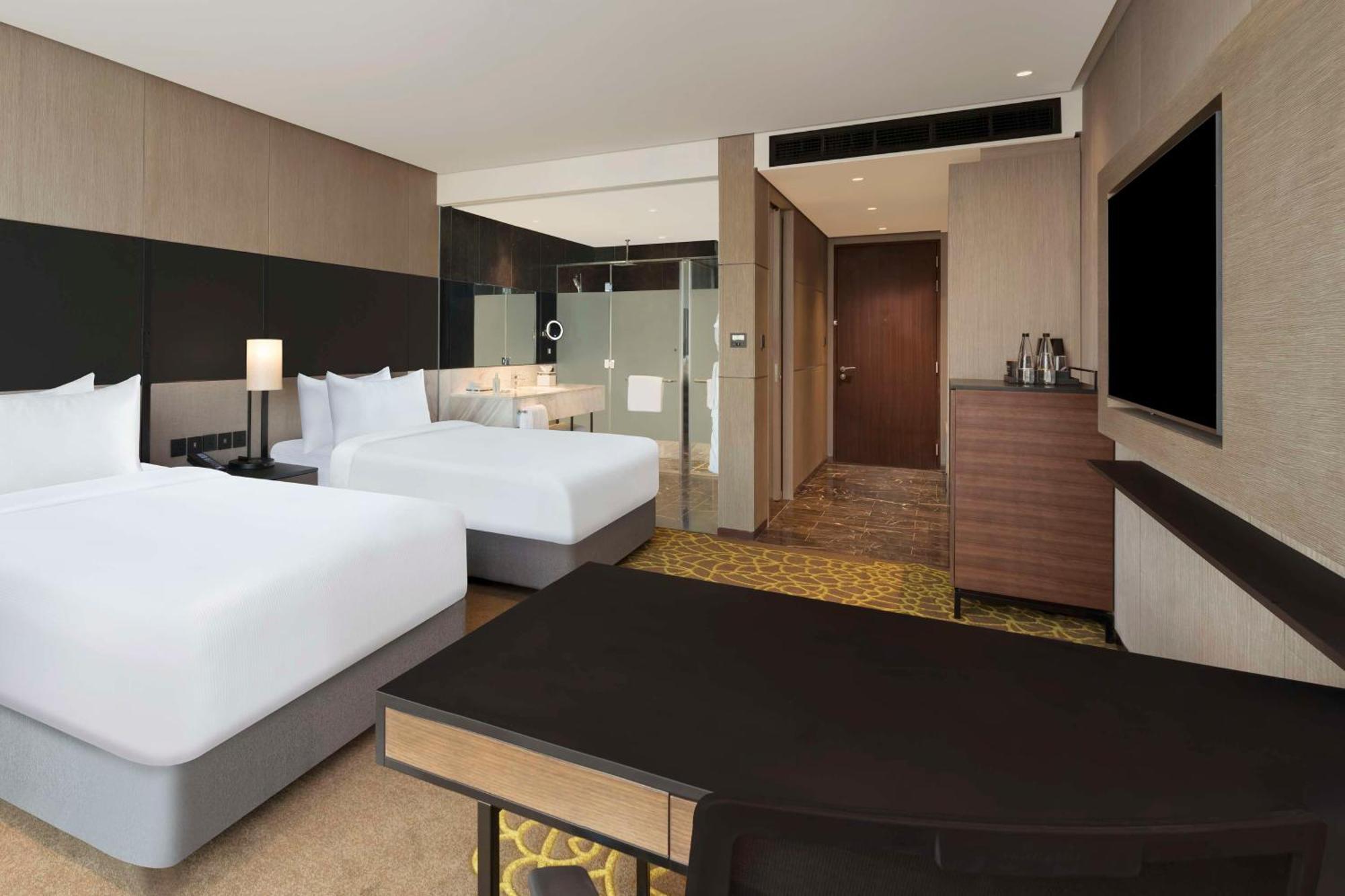 Hilton Bengaluru Embassy Manyata Business Park Ξενοδοχείο Εξωτερικό φωτογραφία
