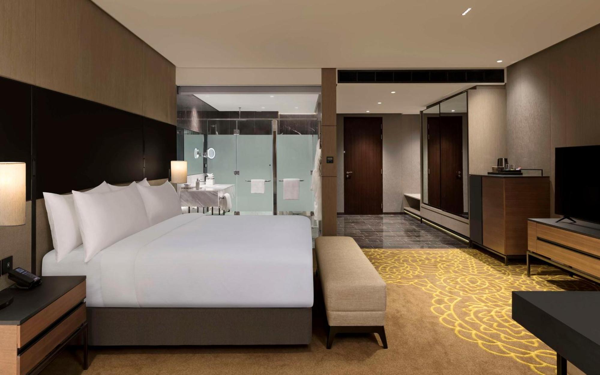 Hilton Bengaluru Embassy Manyata Business Park Ξενοδοχείο Εξωτερικό φωτογραφία