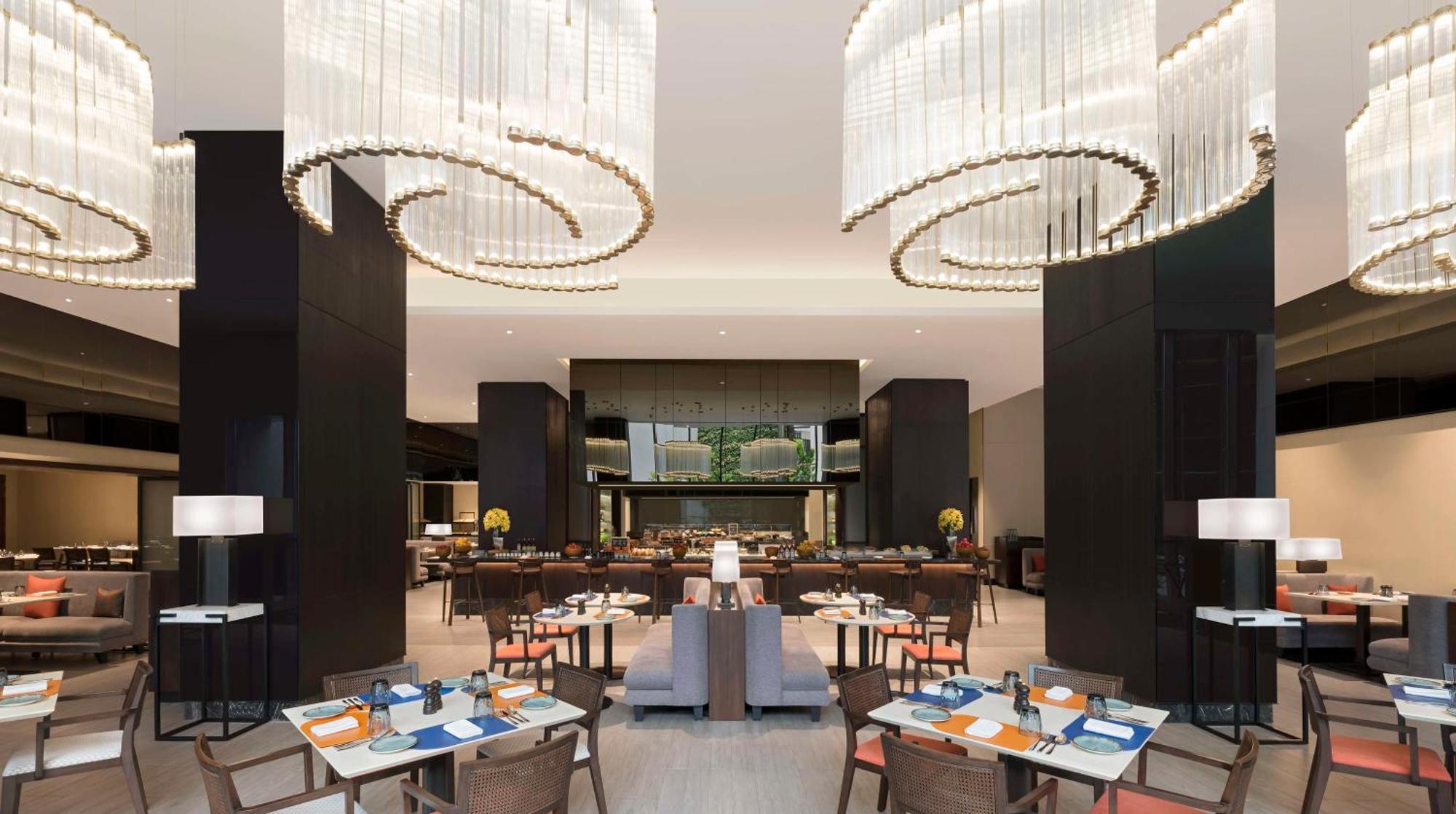 Hilton Bengaluru Embassy Manyata Business Park Ξενοδοχείο Εξωτερικό φωτογραφία