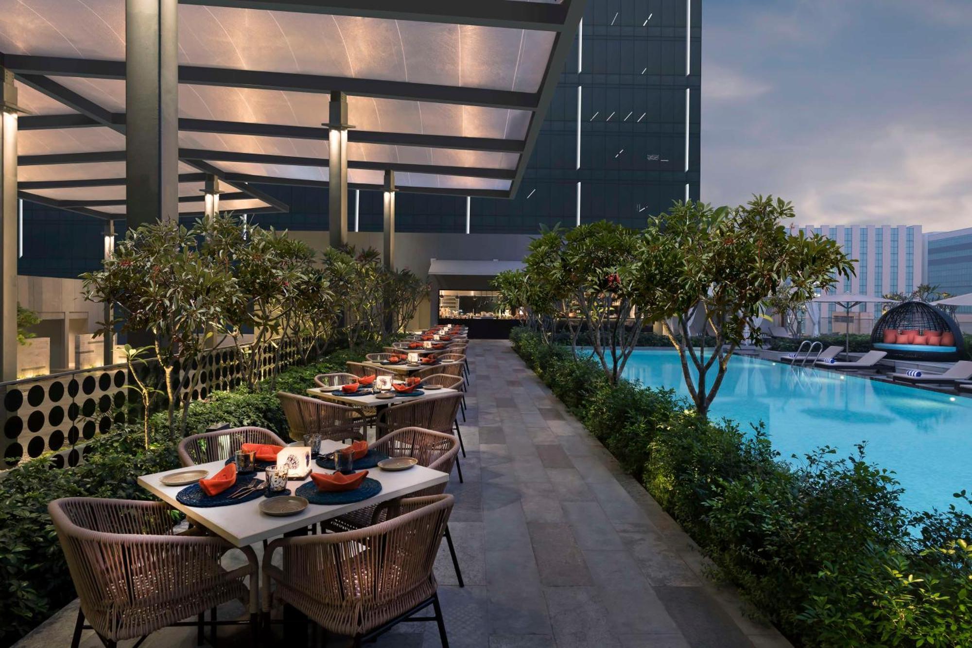 Hilton Bengaluru Embassy Manyata Business Park Ξενοδοχείο Εξωτερικό φωτογραφία